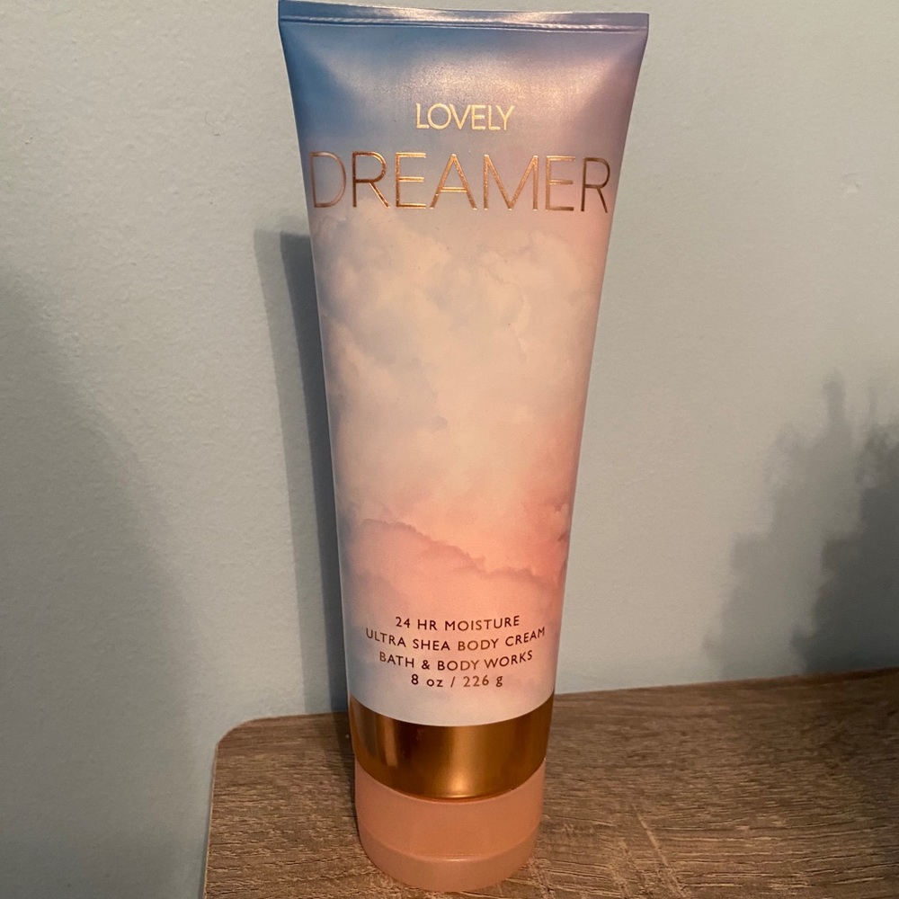 Bath and Body Works Lovely Dreamer Lotion